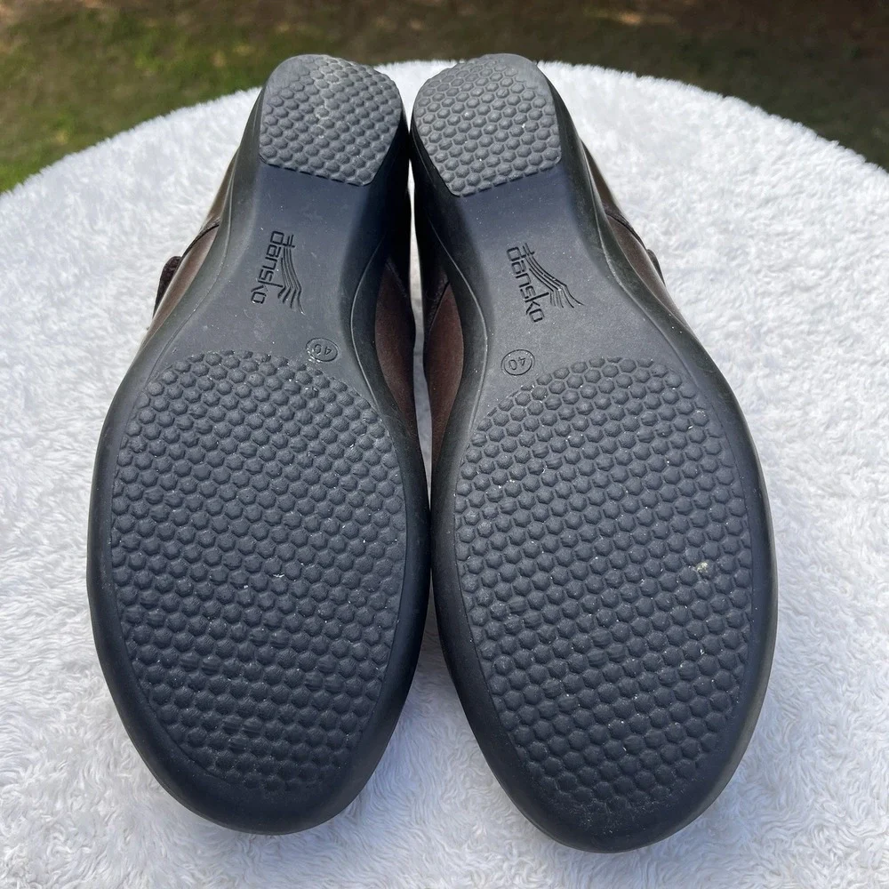 Dansko preowned very
